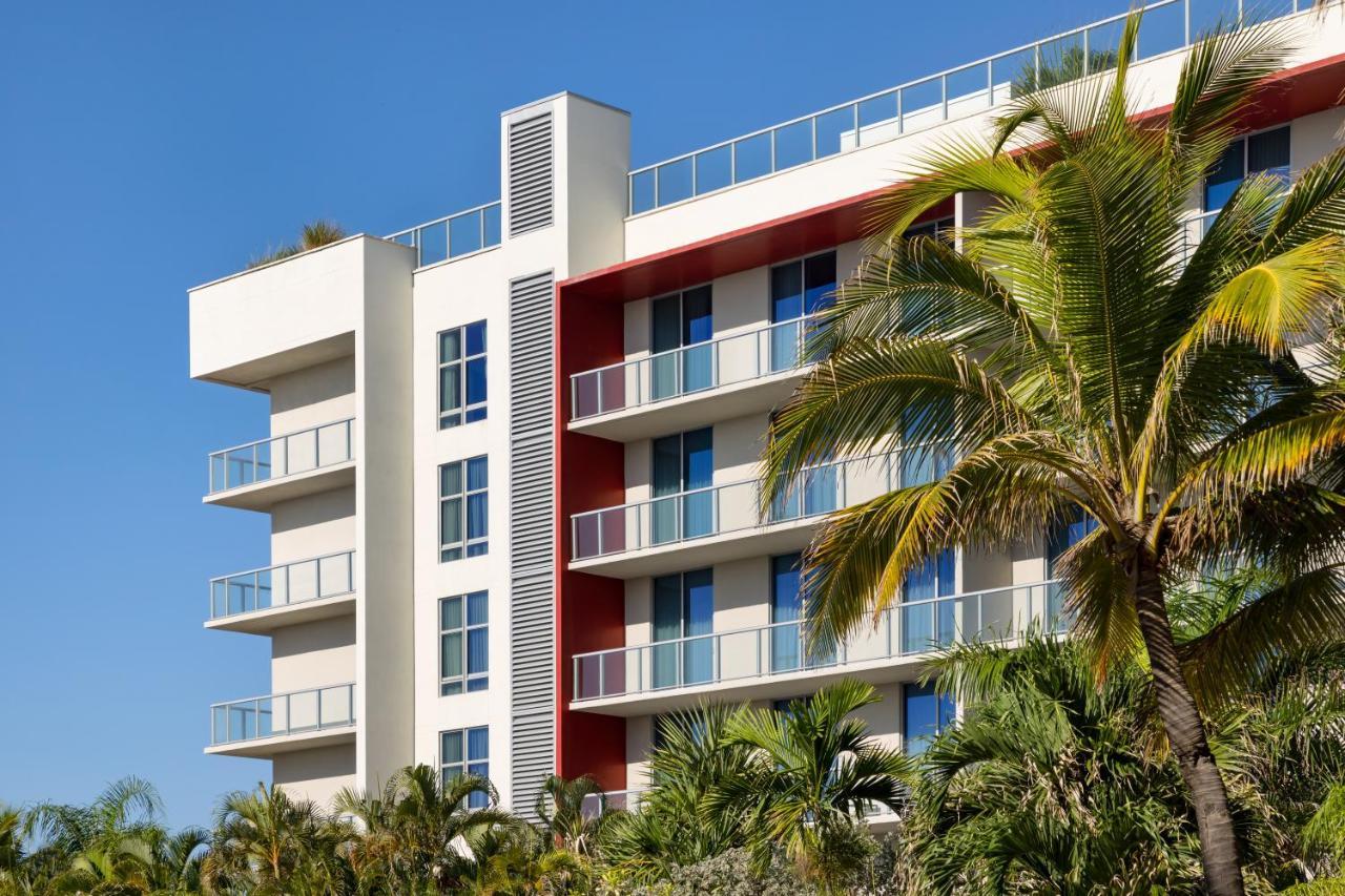 Costa Hollywood Beach Resort - An All Suite Hotel Exterior photo